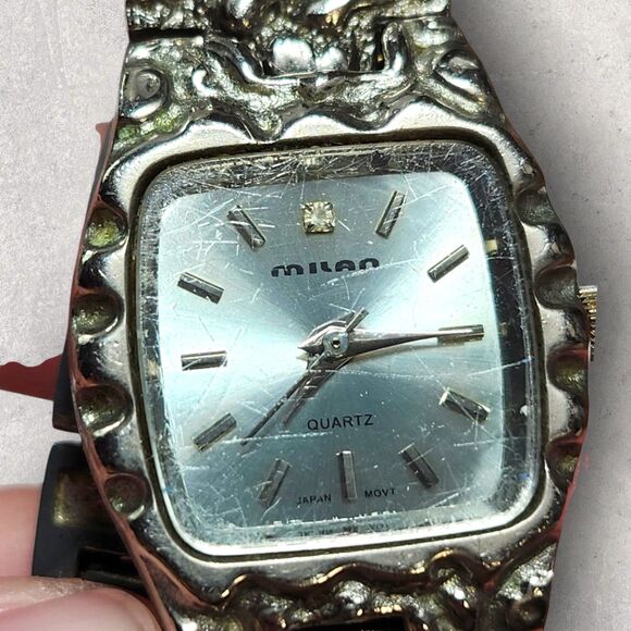 Vintage Milan Quartz Watch Silver Nugget Band Japan Movement Diamond Chip - Picture 4 of 7